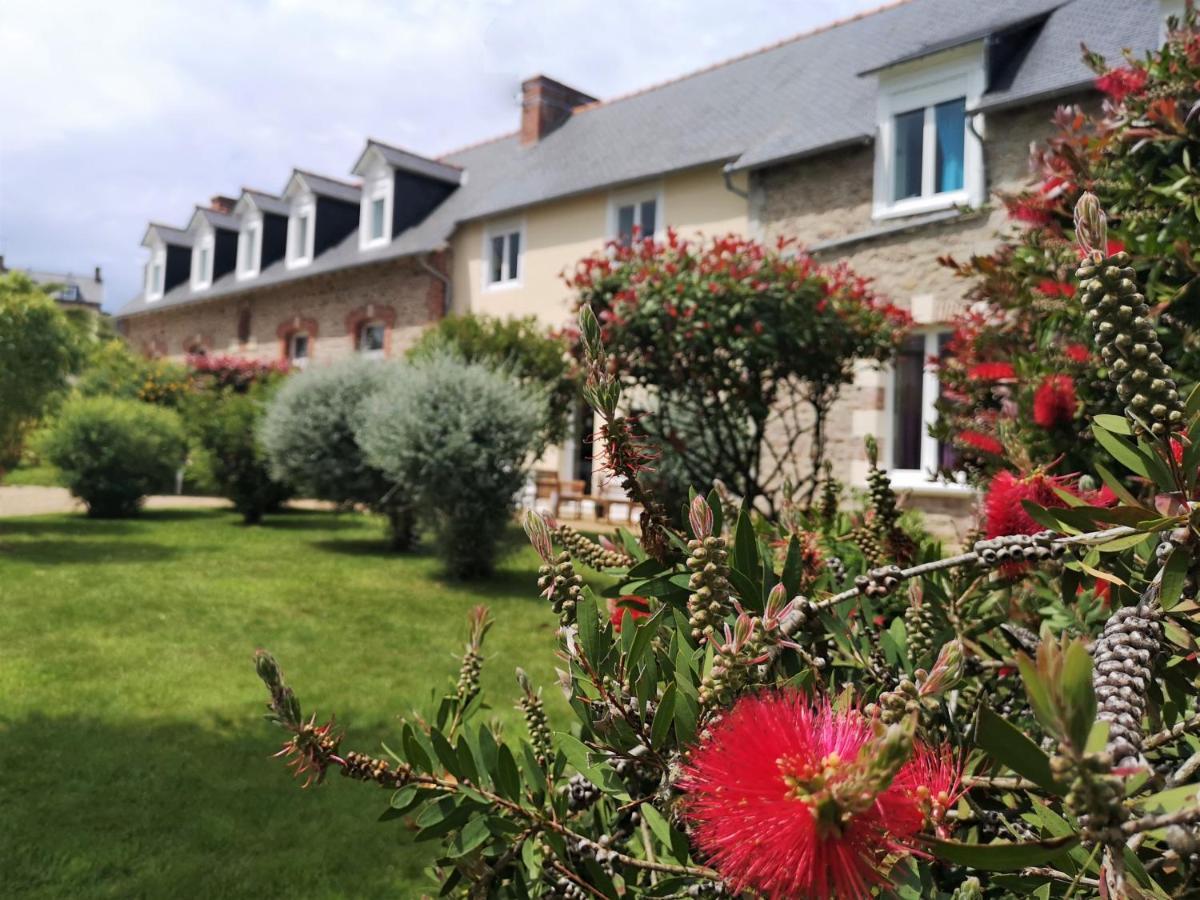 Chambres D'Hotes "Le Clos De La Baie" Paimpol Bagian luar foto