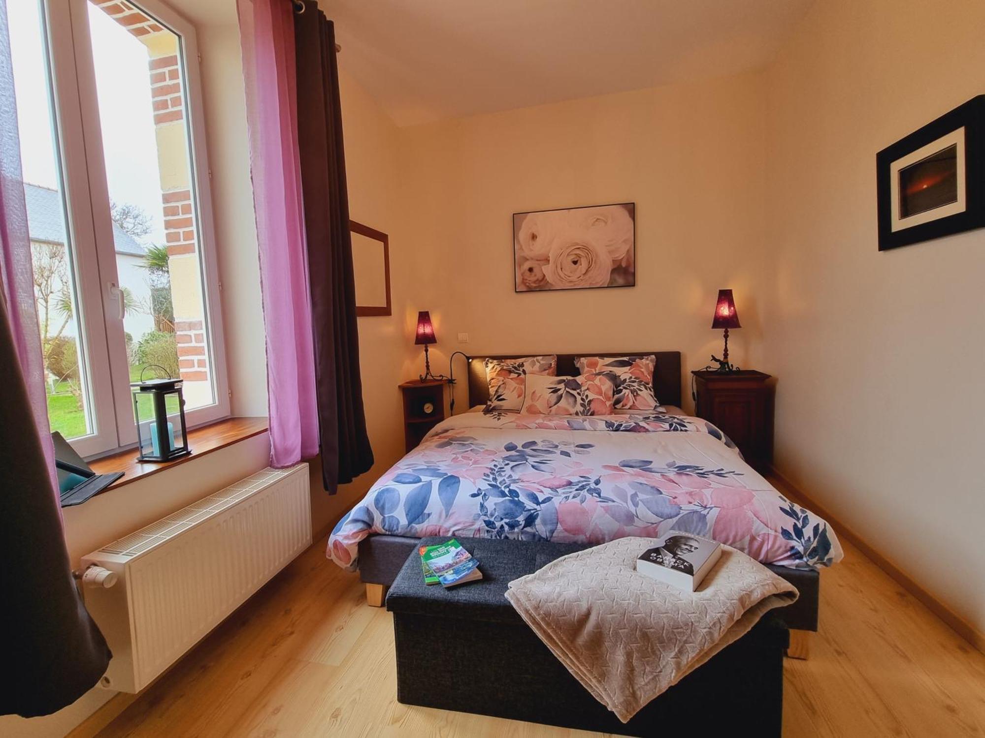 Chambres D'Hotes "Le Clos De La Baie" Paimpol Ruang foto